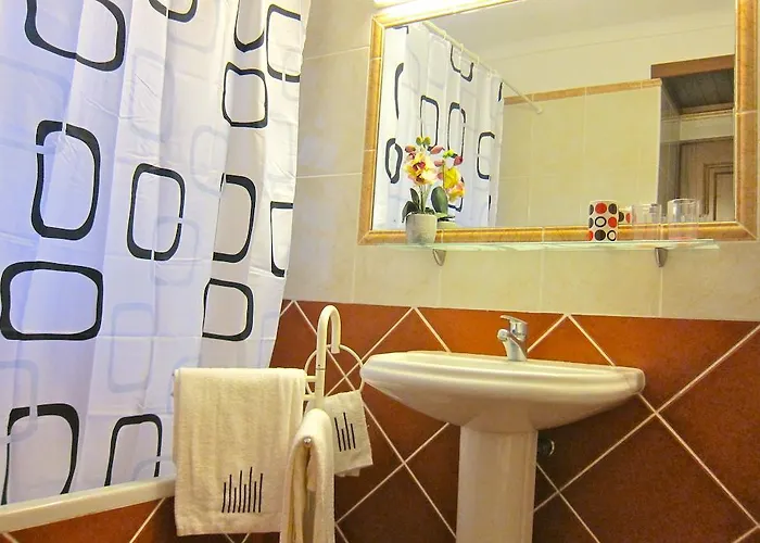 5 Bedroom Private Tenazinha Iii, Pool, Garden, Bbq 别墅 阿尔布费拉