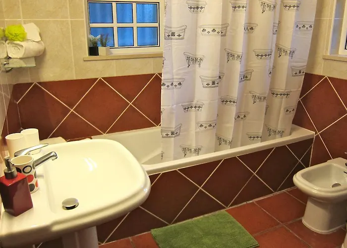 别墅 5 Bedroom Private Tenazinha Iii, Pool, Garden, Bbq