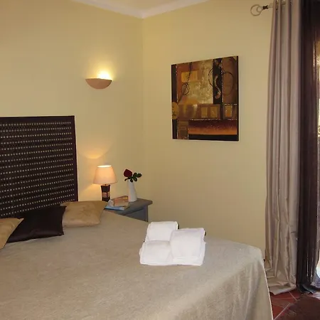 别墅 5 Bedroom Private Tenazinha Iii, Pool, Garden, Bbq