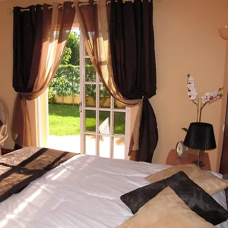 别墅 5 Bedroom Private Tenazinha Iii, Pool, Garden, Bbq
